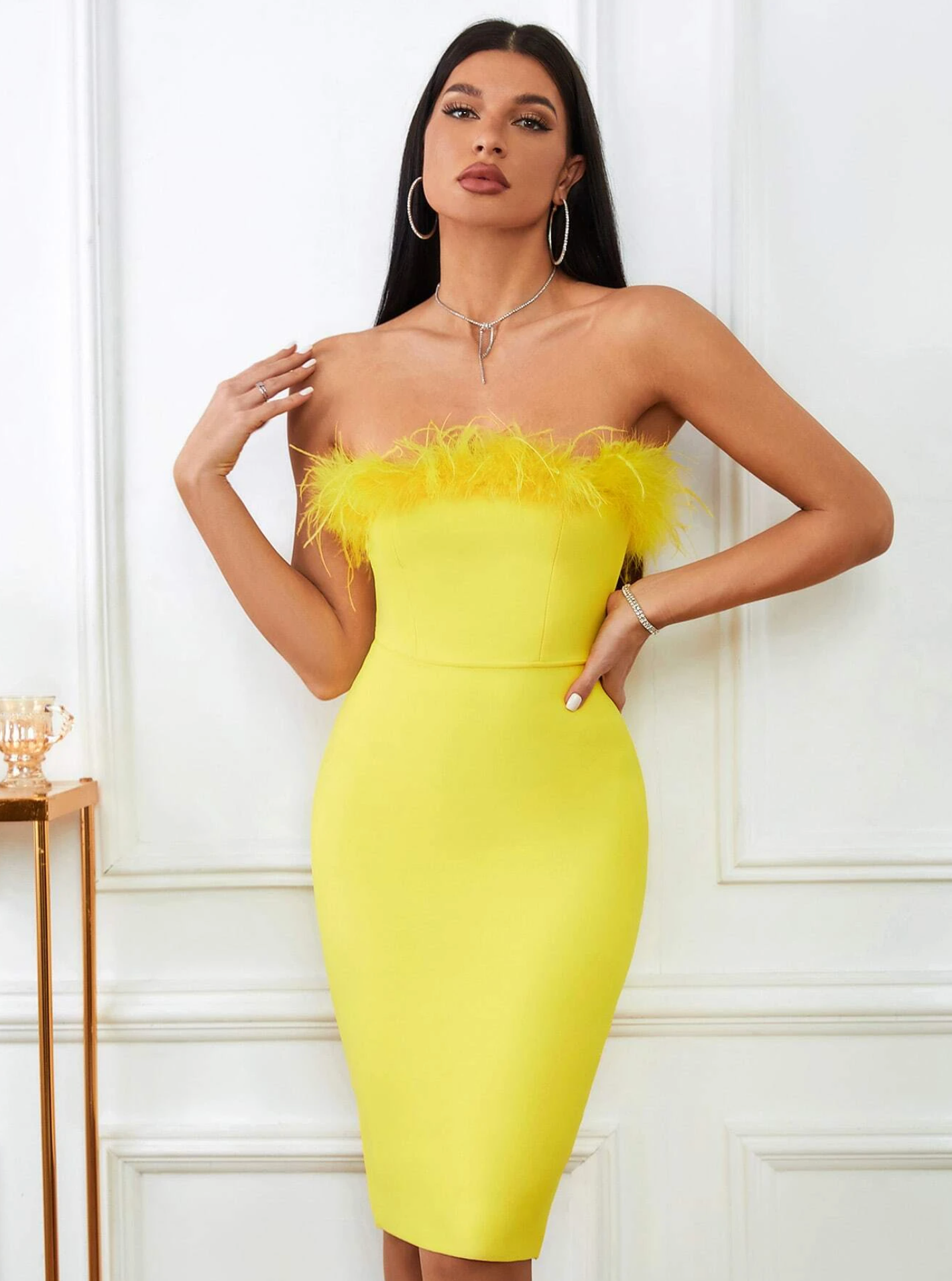 Lessie Strapless Feather Bandage Dress